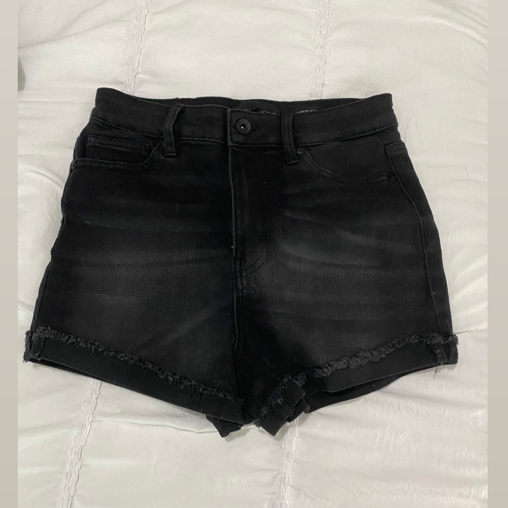 kendall and kylie black jean shorts